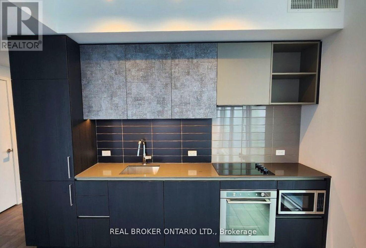 2905 - 1000 Portage Parkway, Vaughan, Ontario  L4K 0L1 - Photo 2 - N12648390