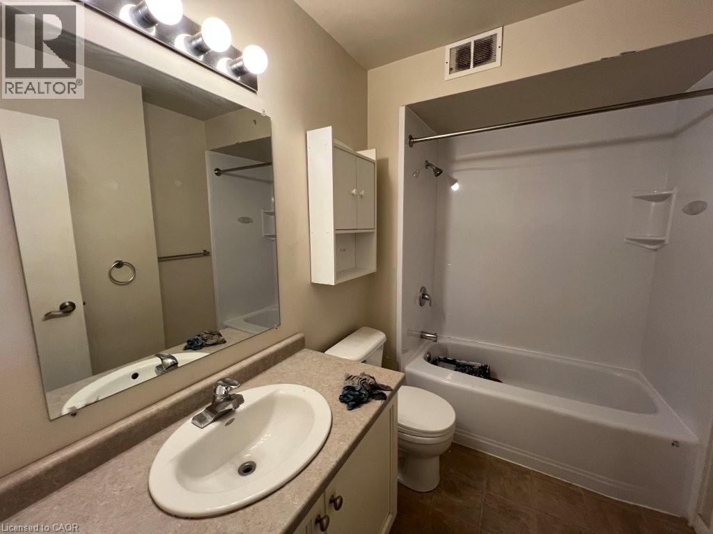 350 Quigley Road Unit# 722, Hamilton, Ontario  L8K 5N2 - Photo 13 - 40794971