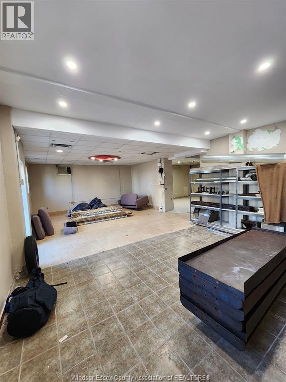 561 Park Avenue, Chatham, Ontario  N7M 1X1 - Photo 2 - 25032004