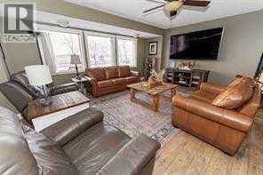 264169 Range Road 273, Kathyrn, Alberta  T0M 1E0 - Photo 19 - A2266846