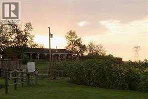 264169 Range Road 273, Kathyrn, Alberta  T0M 1E0 - Photo 10 - A2266846