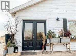 264169 Range Road 273, Kathyrn, Alberta  T0M 1E0 - Photo 7 - A2266846