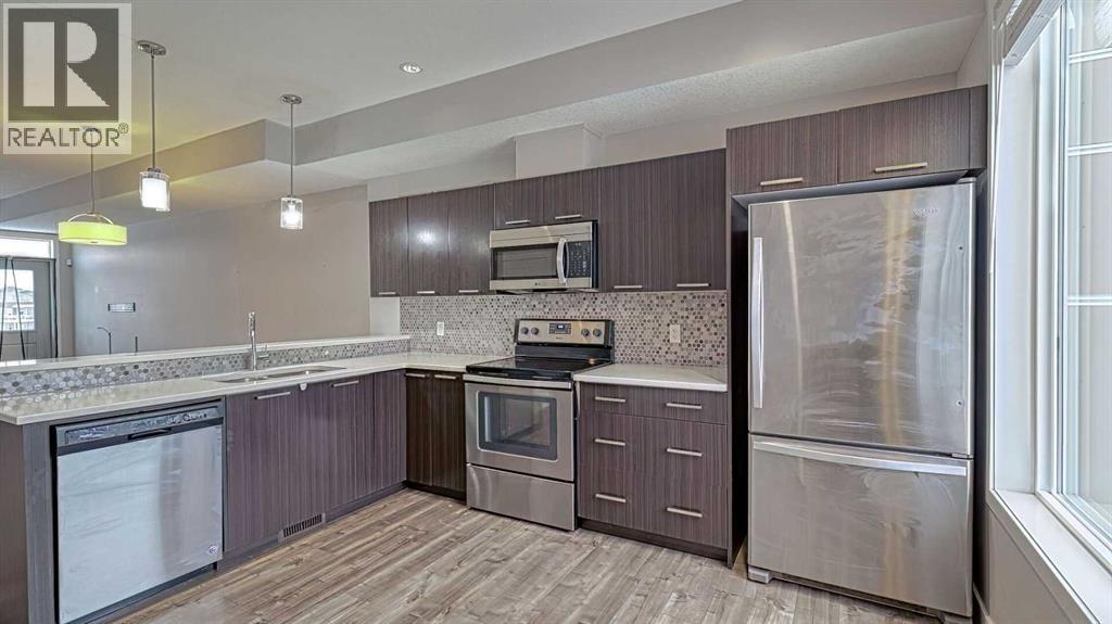 302, 70 Saddlestone Drive Ne, Calgary, Alberta  T3J 0W4 - Photo 11 - A2274977