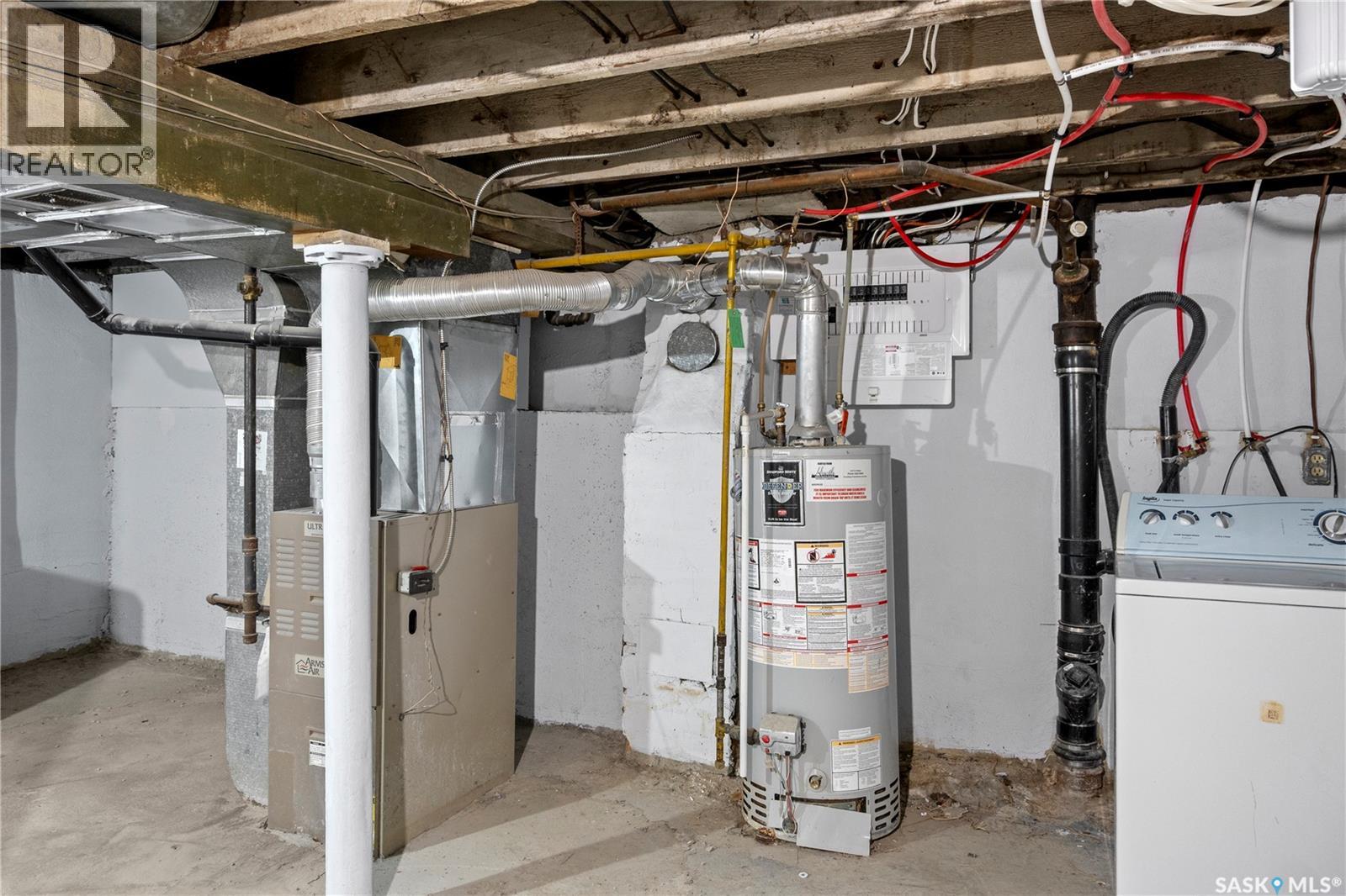 2111 Osler Street, Regina, Saskatchewan  S4P 1W7 - Photo 24 - SK025837