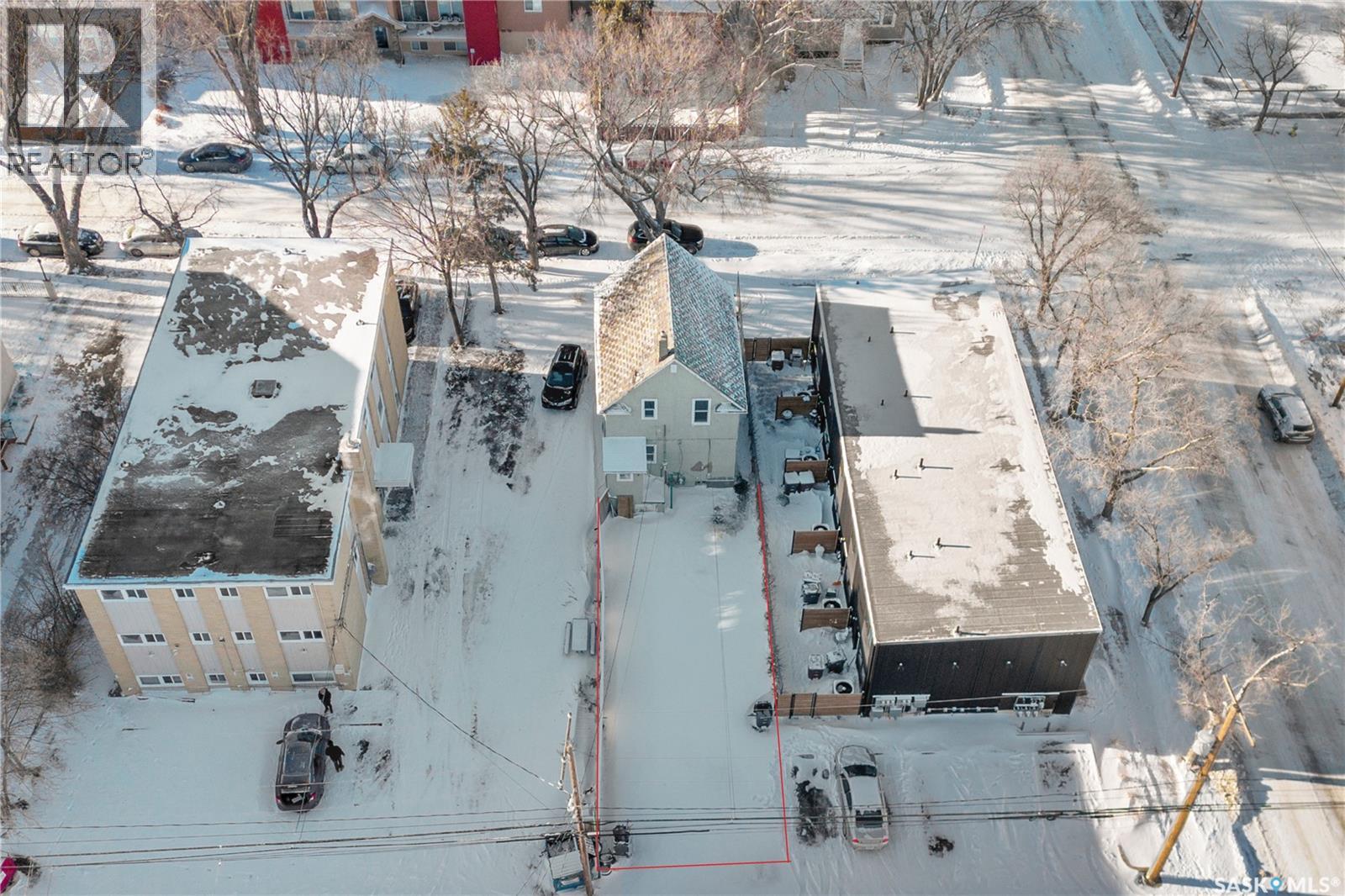 2111 Osler Street, Regina, Saskatchewan  S4P 1W7 - Photo 27 - SK025837