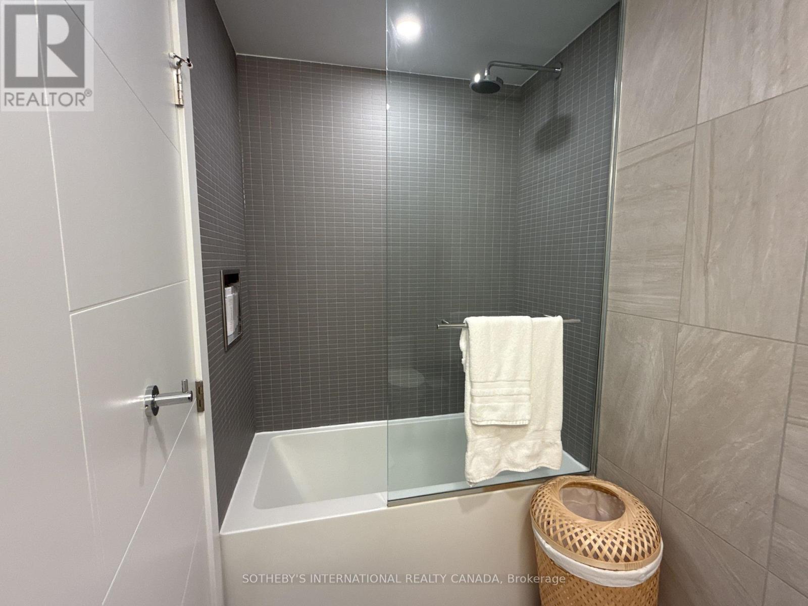 804 - 200 Redpath Avenue, Toronto, Ontario  M4P 0E6 - Photo 11 - C12641108