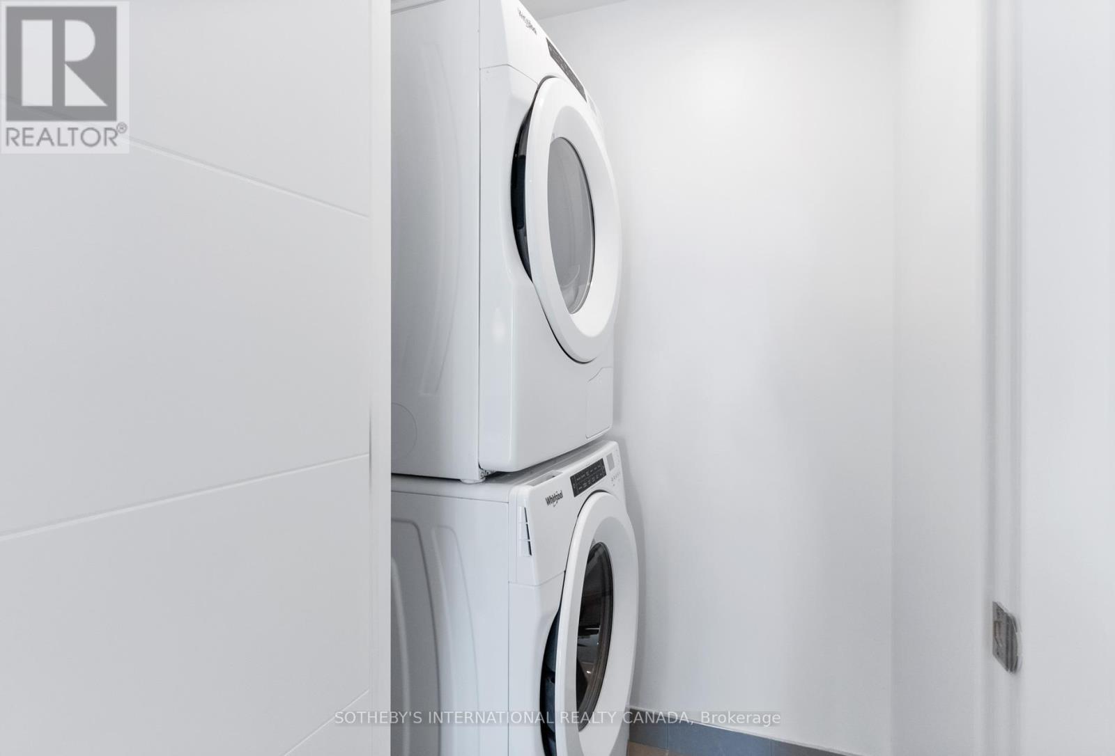 2410 - 200 Redpath Avenue, Toronto, Ontario  M4P 0E6 - Photo 15 - C12641112