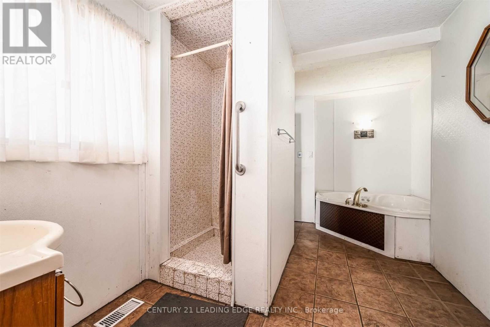 3920 Highway 9 Road, King, Ontario  L7B 0G6 - Photo 11 - N12644518