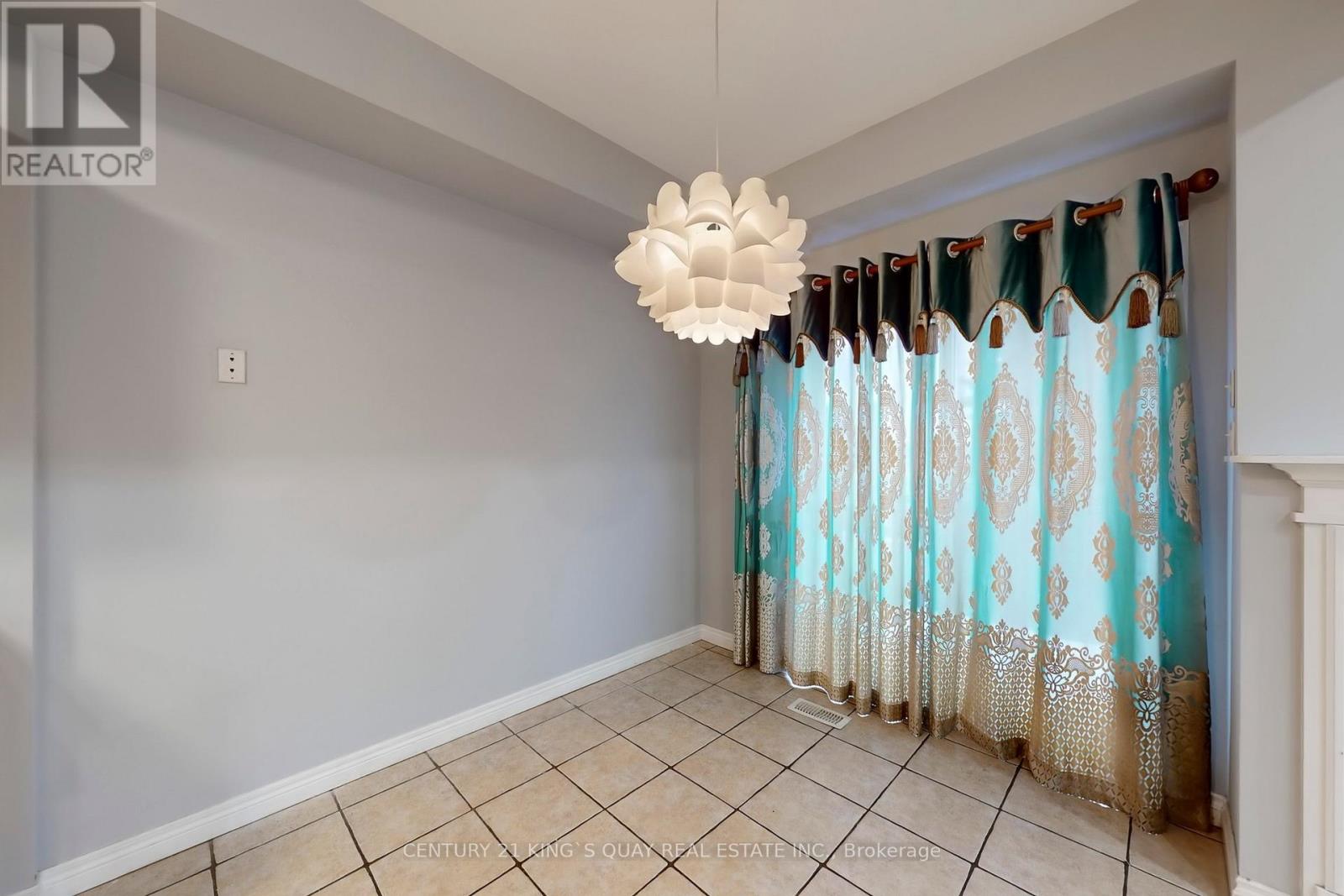 21 - 232 Stonehenge Drive, Hamilton, Ontario  L9K 1R5 - Photo 17 - X12640046