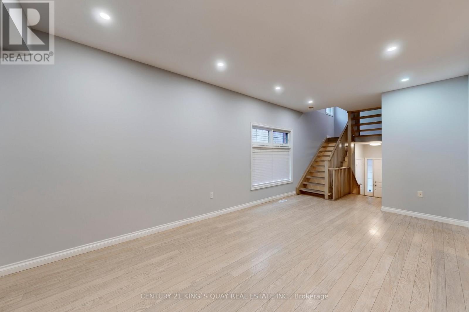 21 - 232 Stonehenge Drive, Hamilton, Ontario  L9K 1R5 - Photo 7 - X12640046