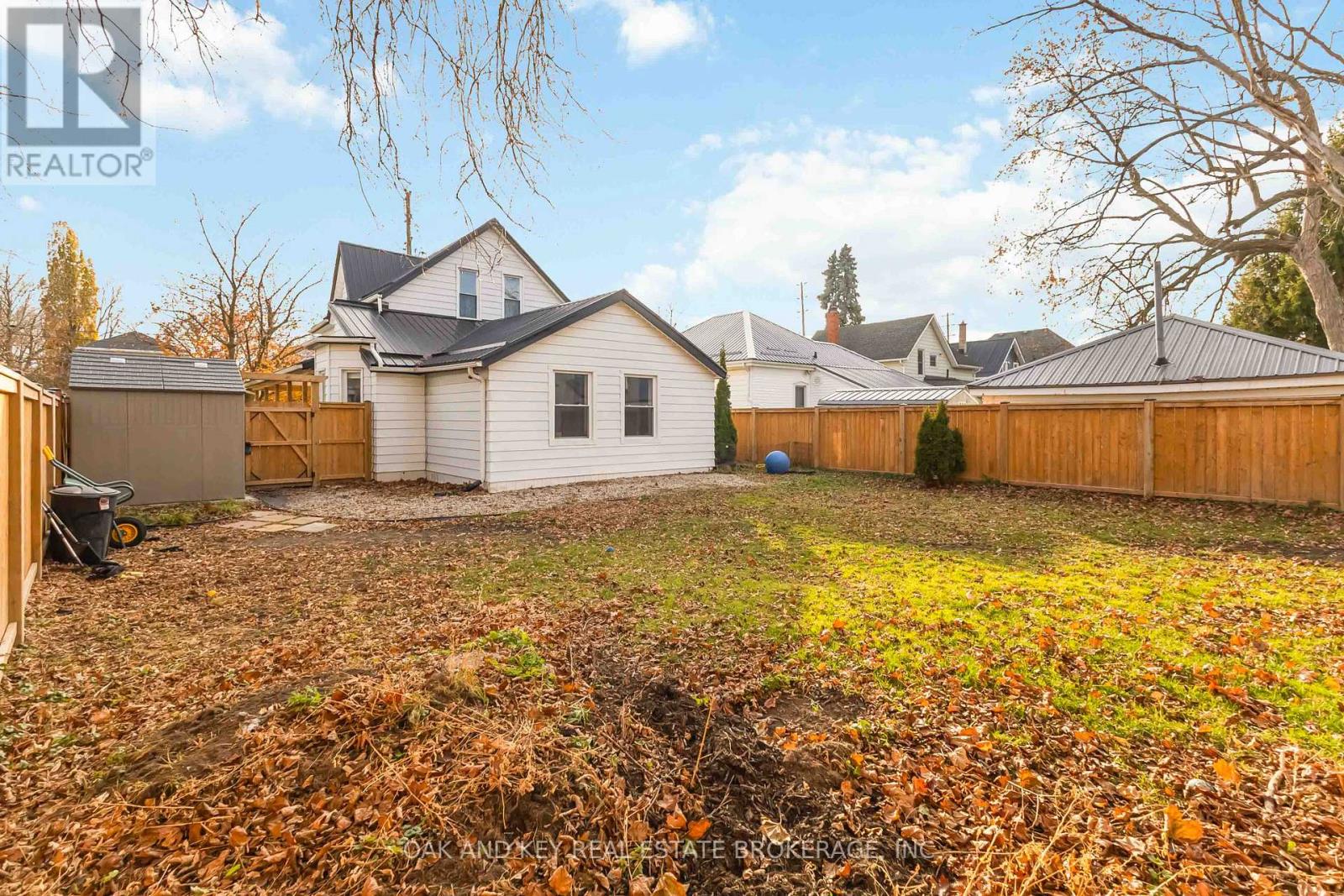 181 Wellington Street, St. Thomas, Ontario  N5R 2S3 - Photo 46 - X12648492