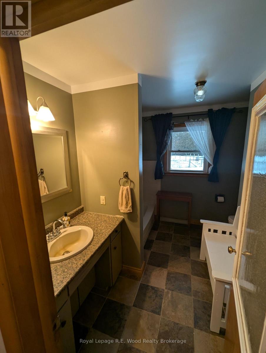 1925 1st Concession Road, Norfolk, Ontario  N4B 2W4 - Photo 20 - X12633942