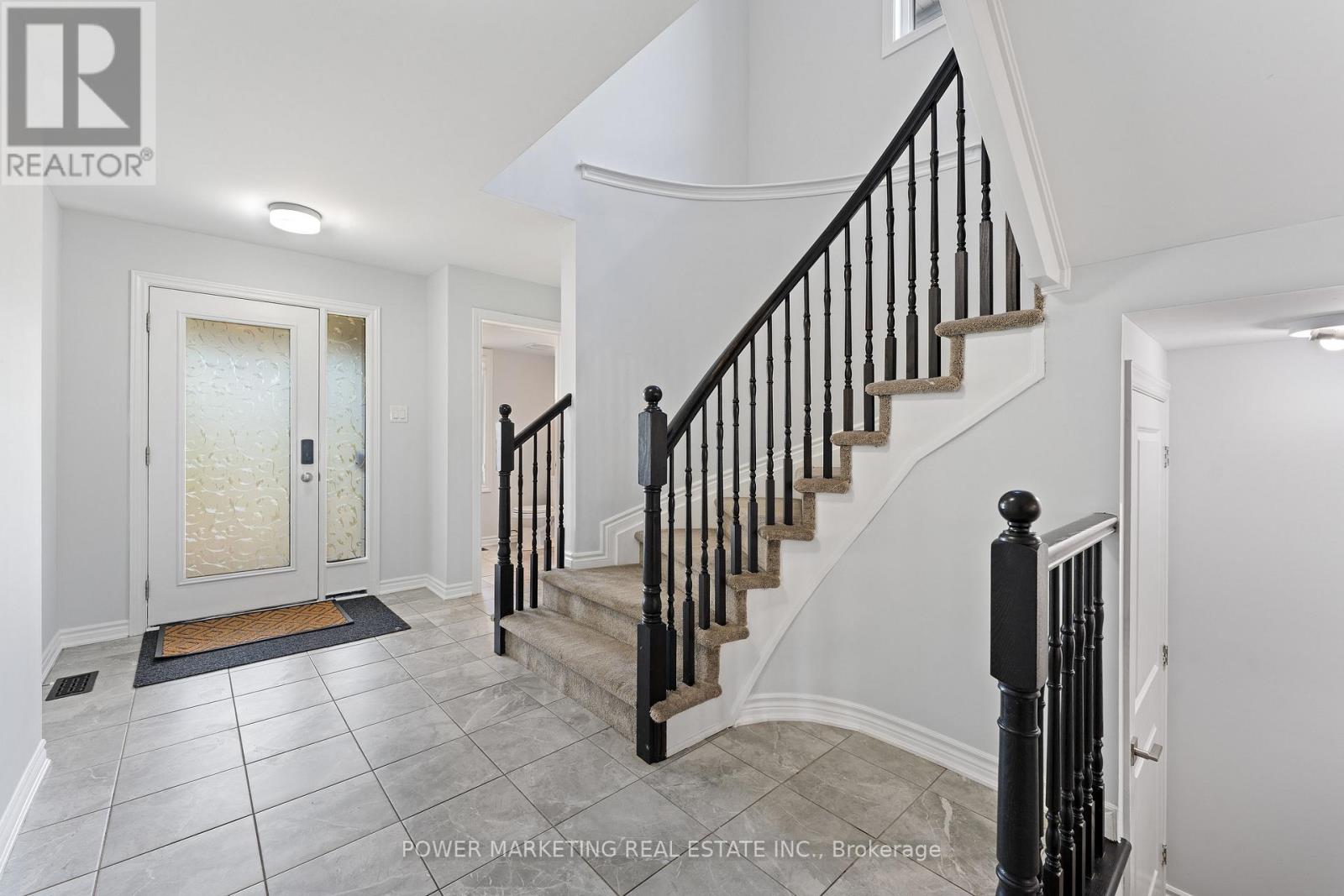 815 Henslows Circle, Ottawa, Ontario  K4A 5H6 - Photo 4 - X12648446