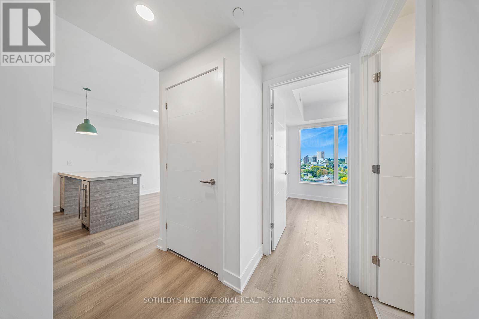 611 - 484 Spadina Avenue, Toronto, Ontario  M5S 0E4 - Photo 5 - C12639936