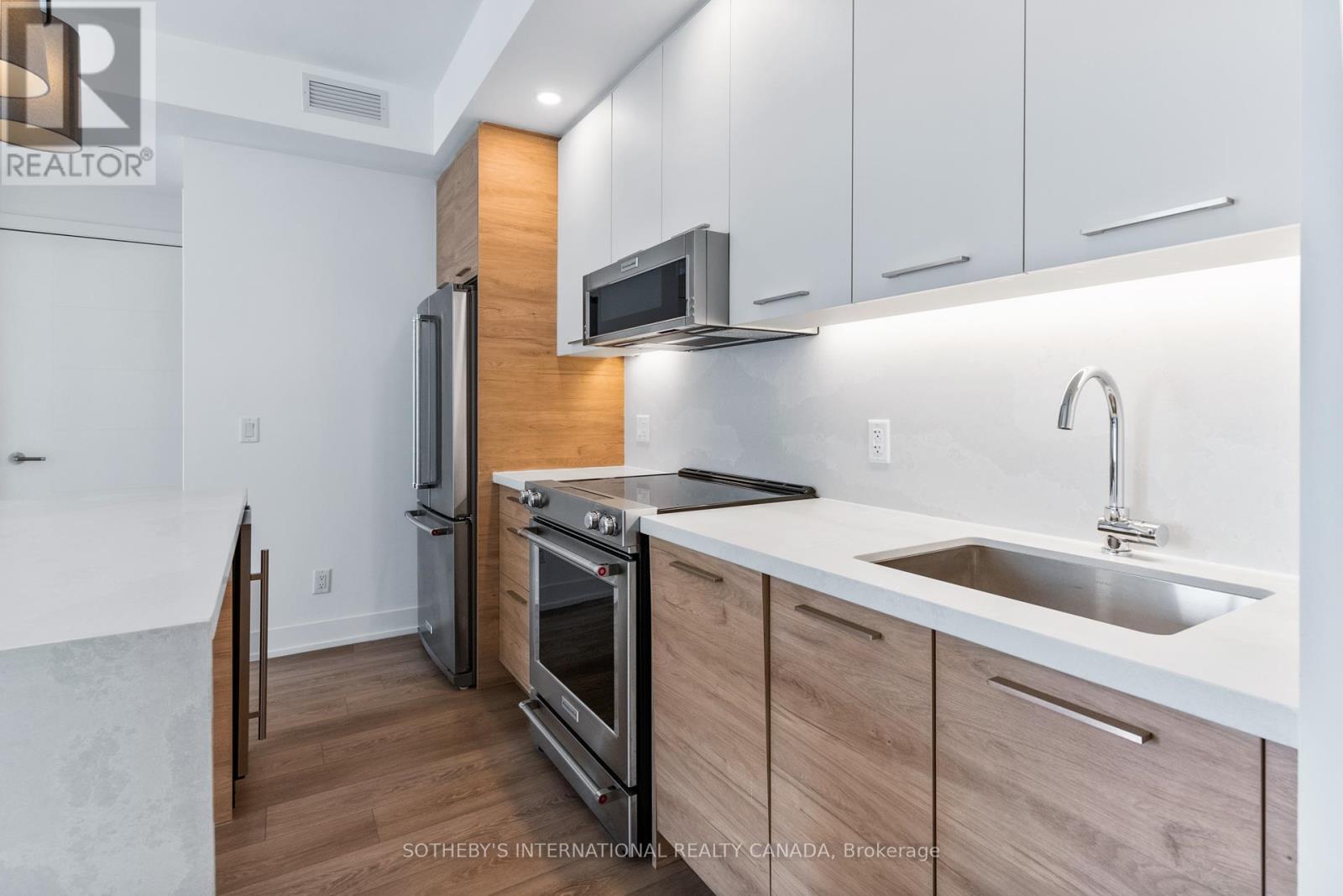 308 - 200 Redpath Avenue, Toronto, Ontario  M4P 0E6 - Photo 5 - C12641102