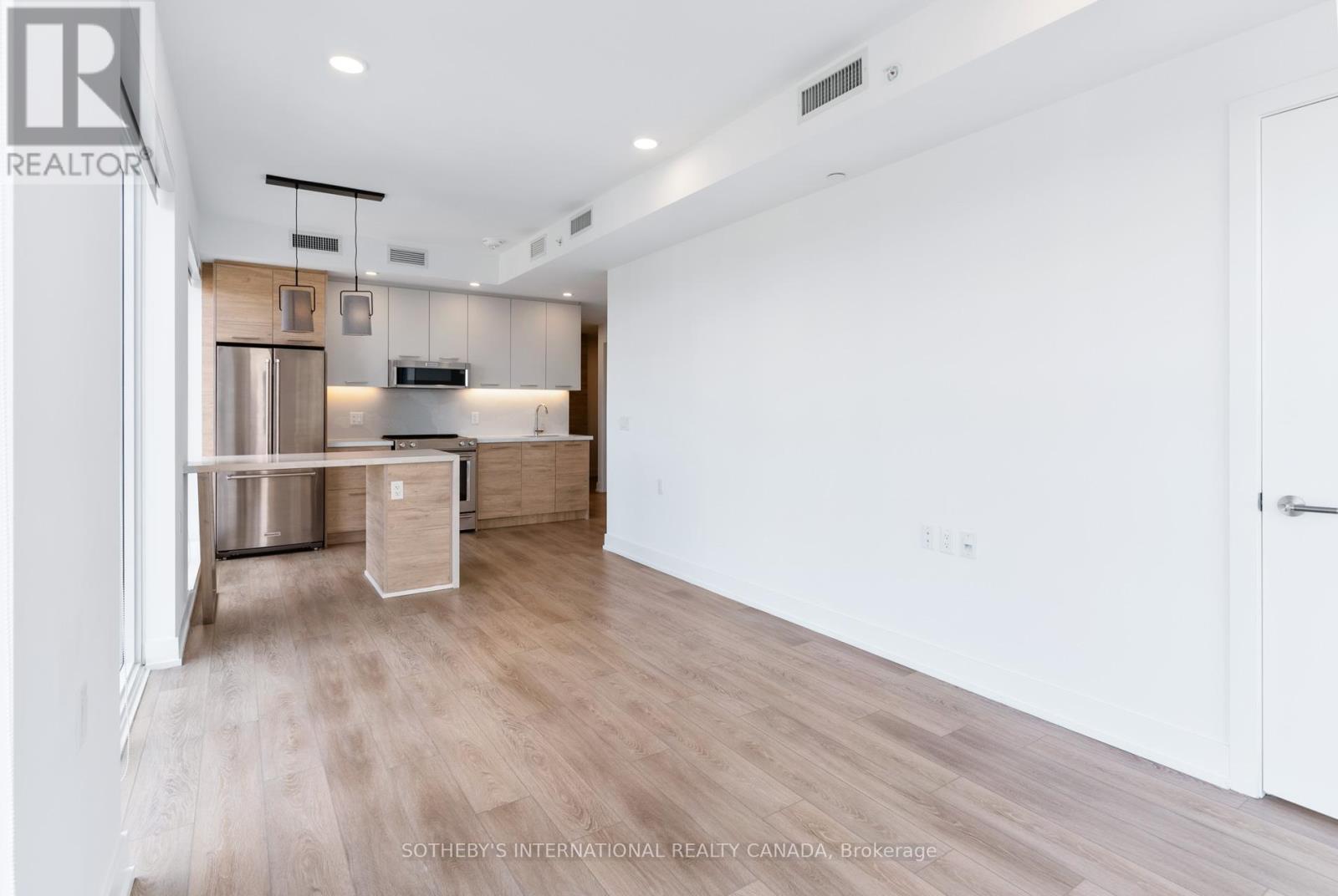 1802 - 200 Redpath Avenue, Toronto, Ontario  M4P 0E6 - Photo 4 - C12641106