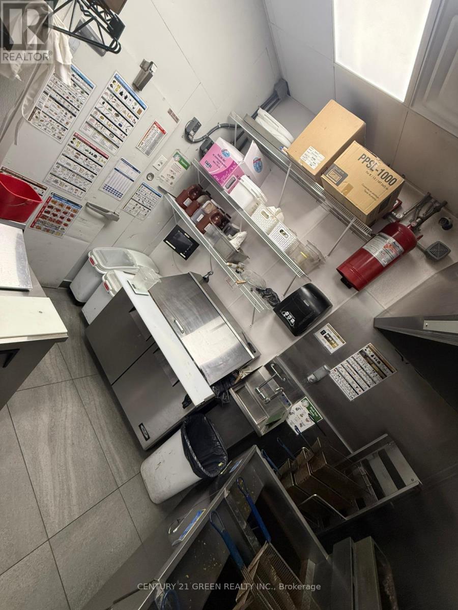 A11 - 2423 Trafalgar Road, Oakville, Ontario  L6H 6K7 - Photo 6 - W12648272