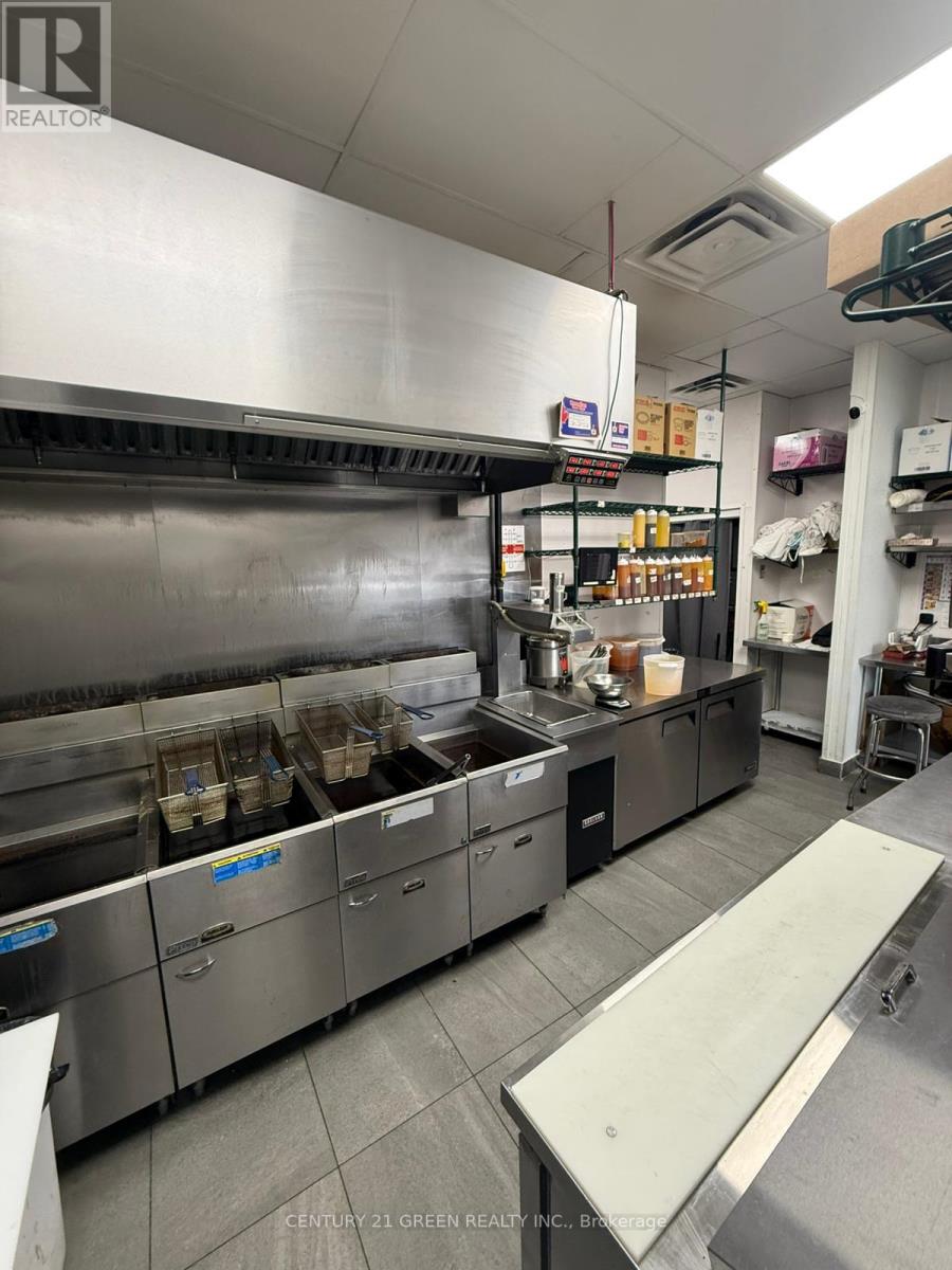 A11 - 2423 Trafalgar Road, Oakville, Ontario  L6H 6K7 - Photo 4 - W12648272