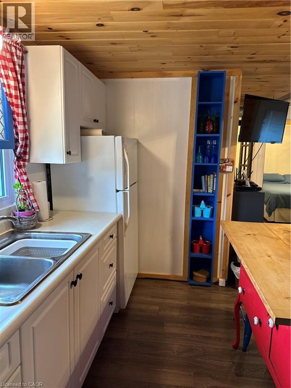 37b Cedar Drive, Turkey Point, Ontario  N0E 1T0 - Photo 10 - 40794953