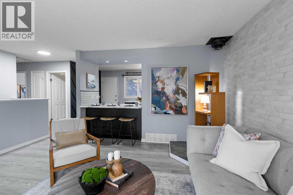 132 Whitehill Place Ne, Calgary, Alberta  T1Y 3G4 - Photo 6 - A2264300