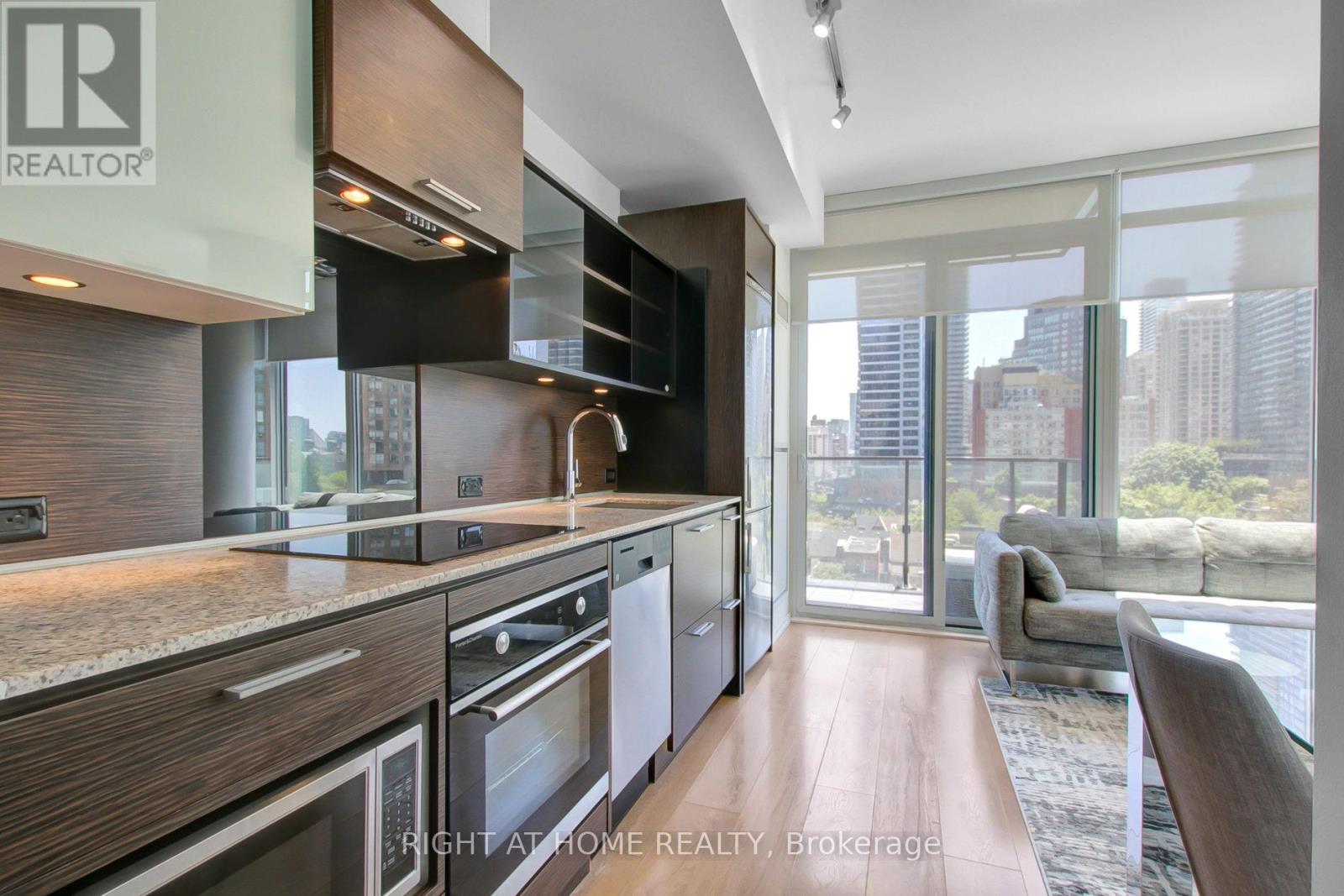 703 - 75 St Nicholas Street, Toronto, Ontario  M4Y 0A5 - Photo 16 - C12648402