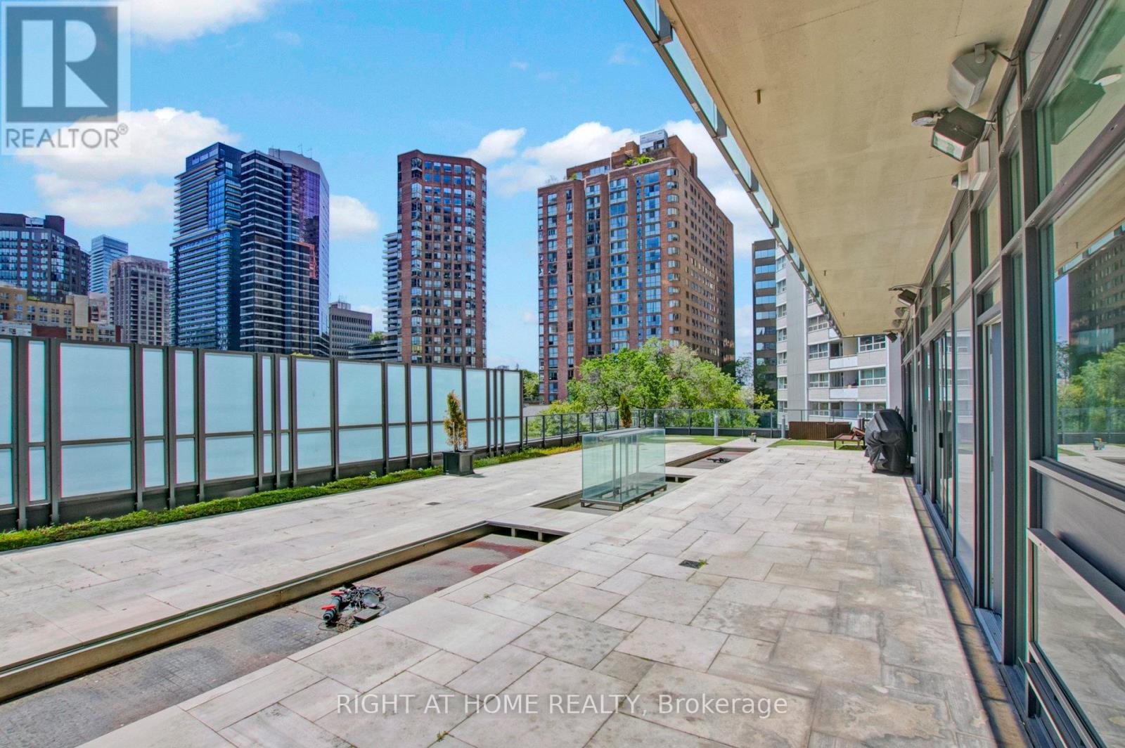 703 - 75 St Nicholas Street, Toronto, Ontario  M4Y 0A5 - Photo 26 - C12648402