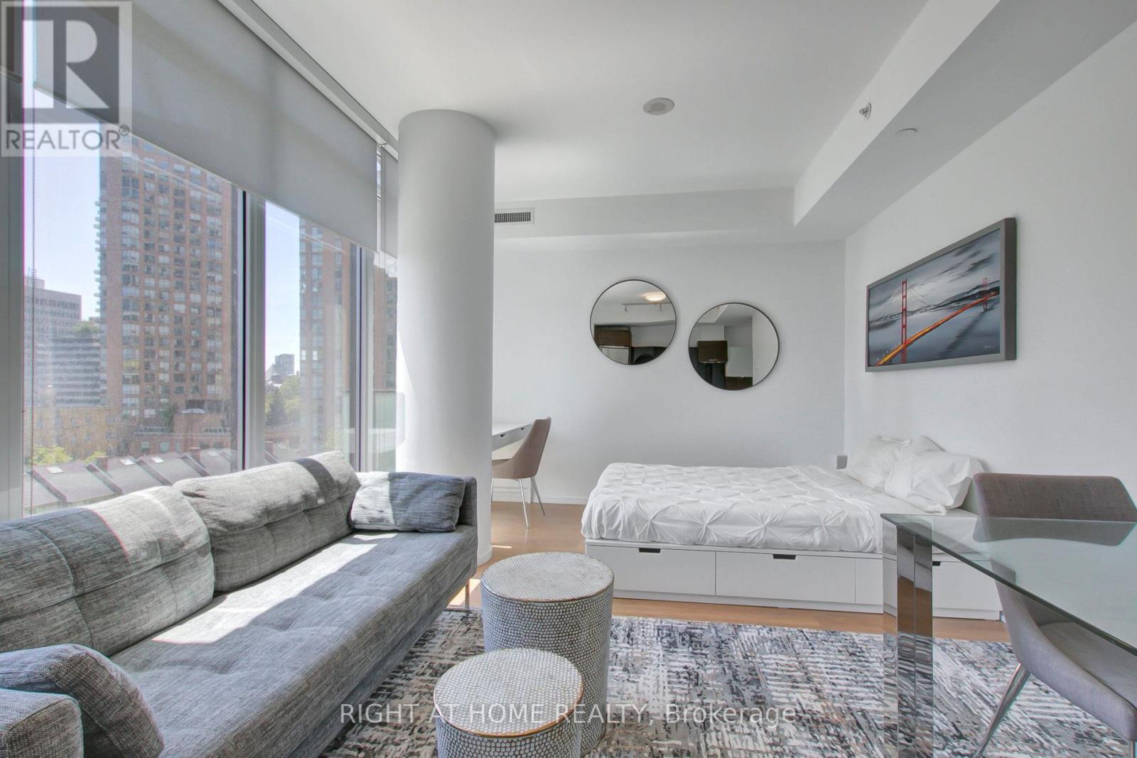 703 - 75 St Nicholas Street, Toronto, Ontario  M4Y 0A5 - Photo 6 - C12648402