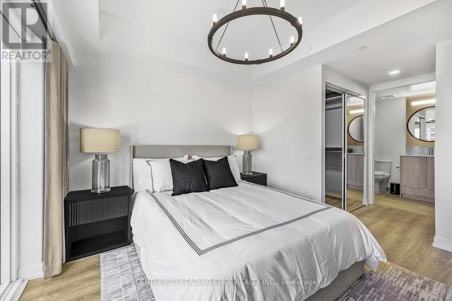 2606 - 771 Yonge Street, Toronto, Ontario  M4W 0B8 - Photo 14 - C12648404