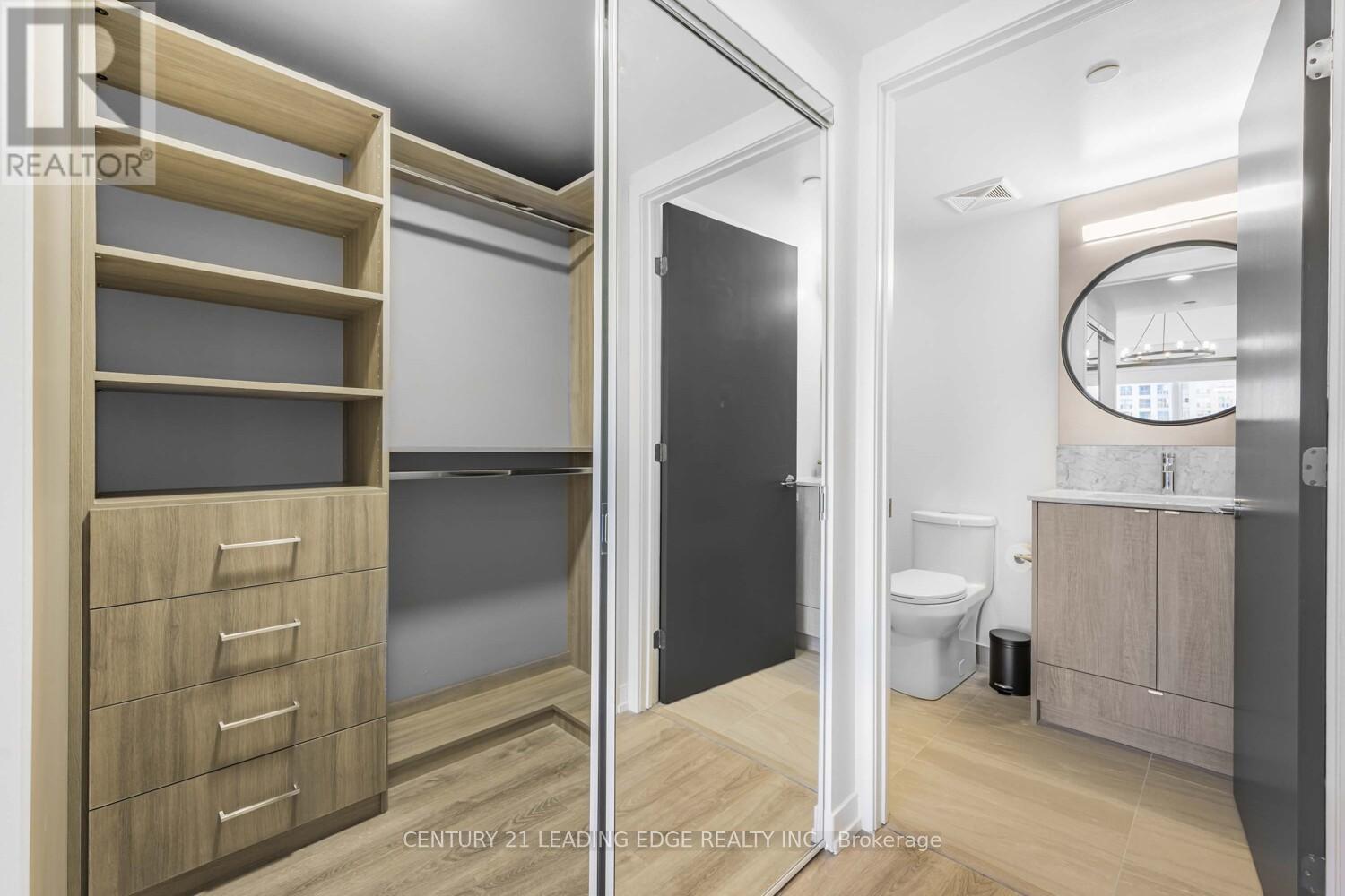 2606 - 771 Yonge Street, Toronto, Ontario  M4W 0B8 - Photo 17 - C12648404