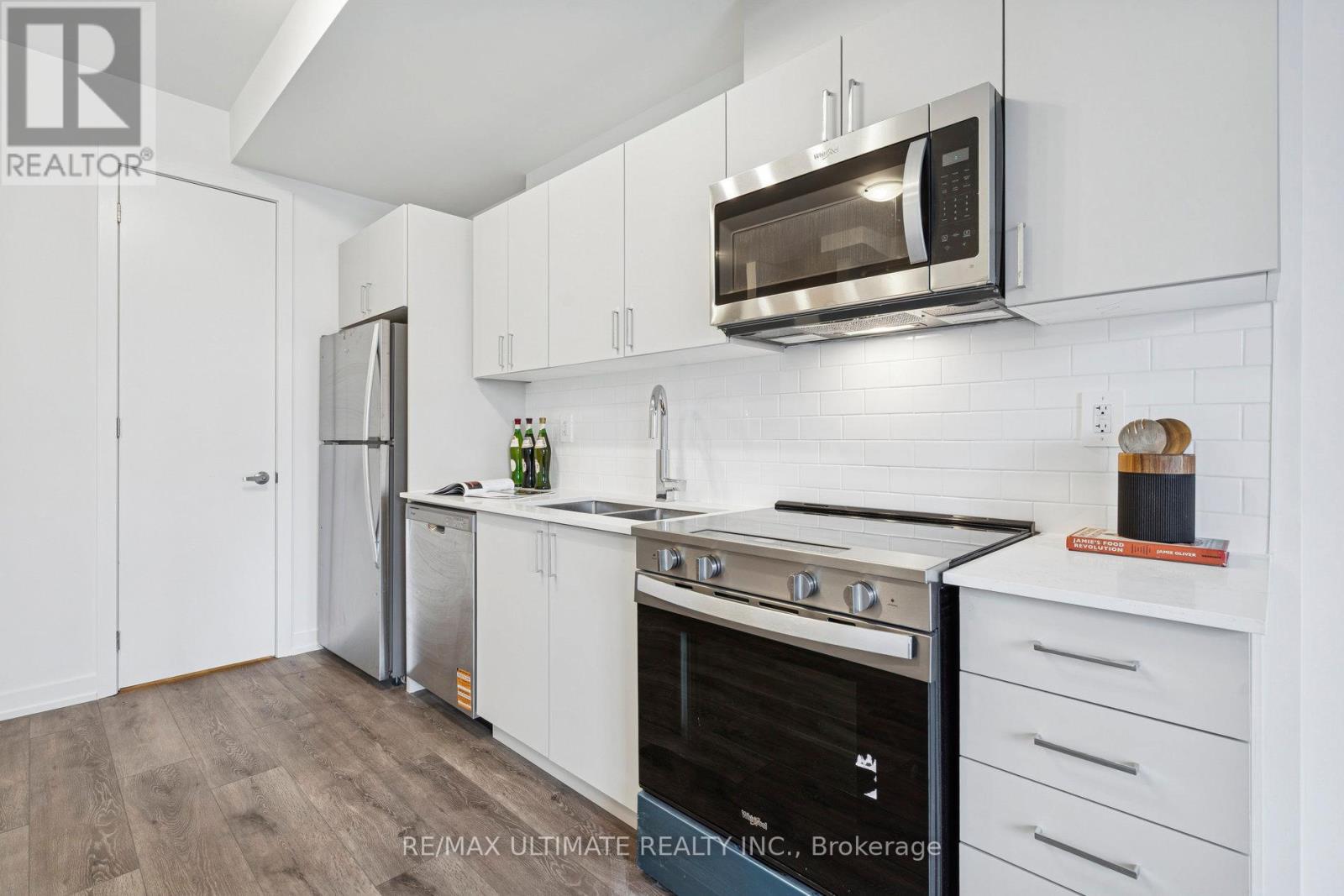 B207 - 1680 Victoria Park Avenue, Toronto, Ontario  M1R 0G8 - Photo 6 - C12648458