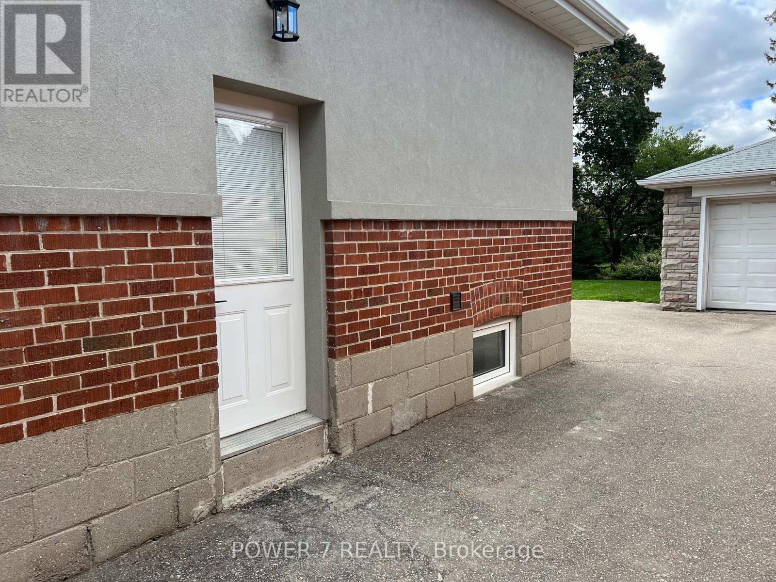 Main - 145 Earlton Road, Toronto, Ontario  M1T 2R8 - Photo 13 - E12648434