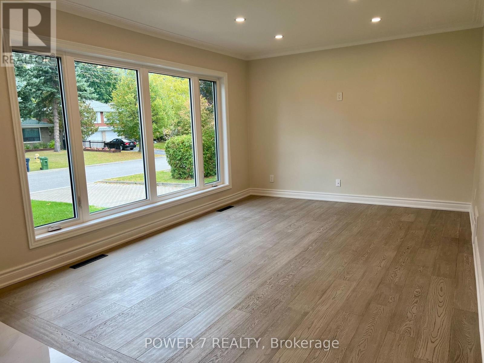 Main - 145 Earlton Road, Toronto, Ontario  M1T 2R8 - Photo 8 - E12648434