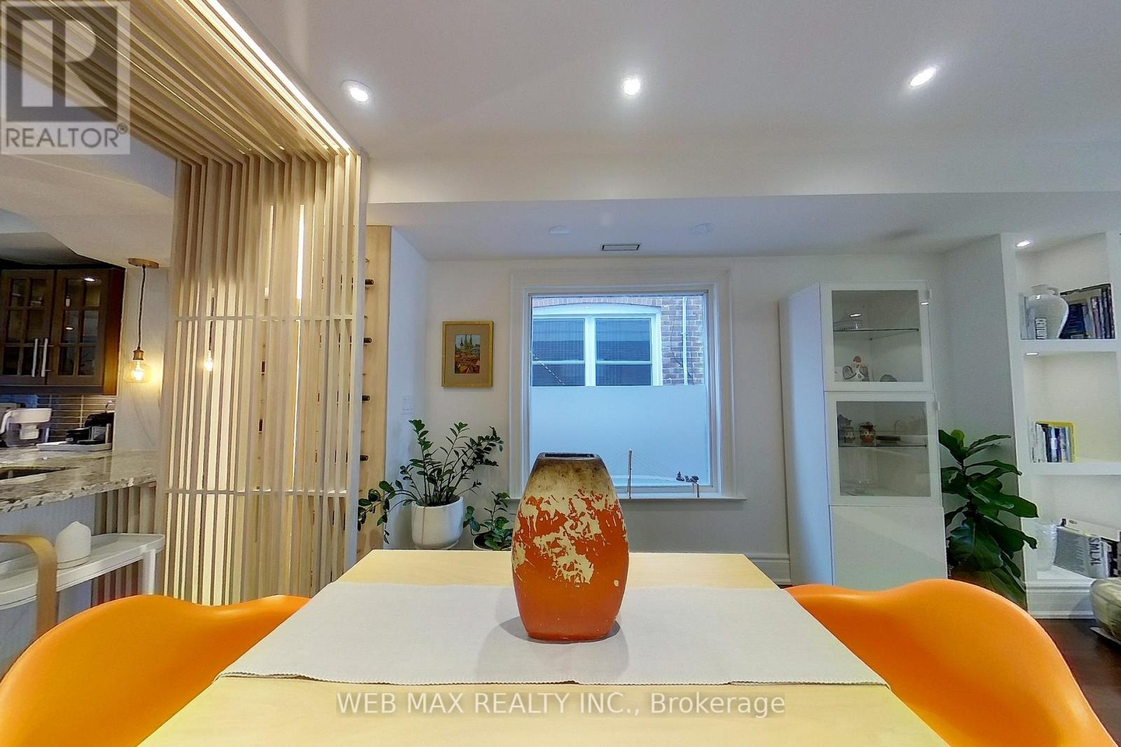 173 Milverton Boulevard, Toronto, Ontario  M4J 1V2 - Photo 8 - E12648470