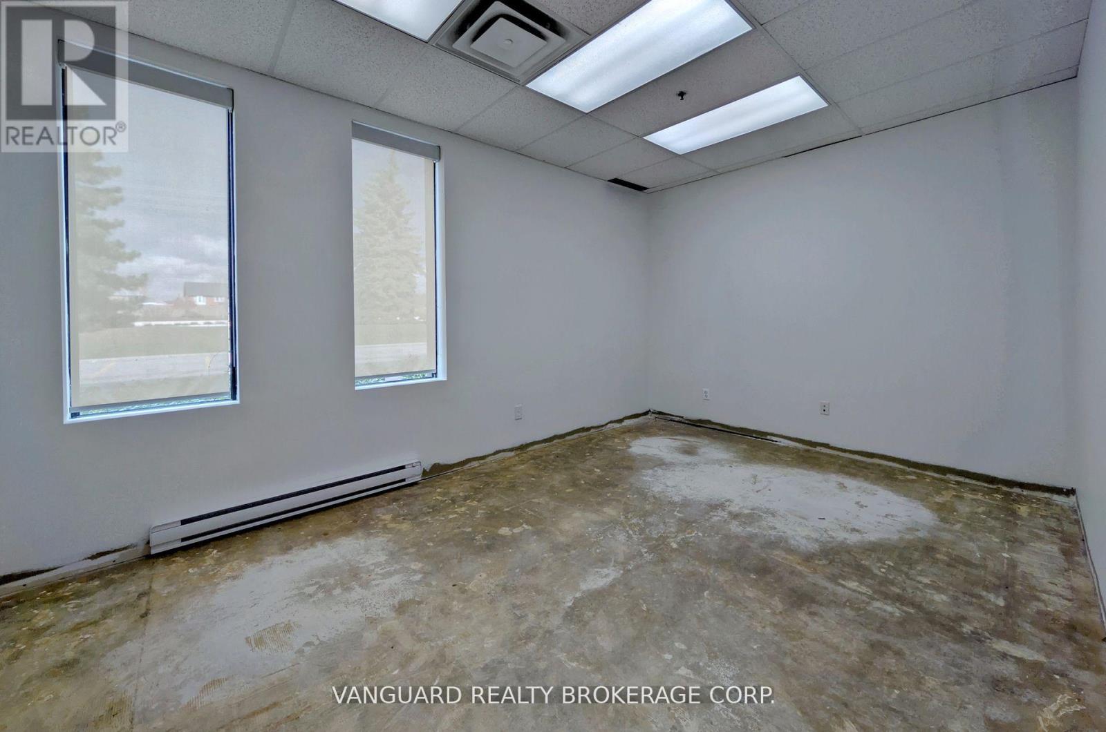 1 - 250 Trowers Road, Vaughan, Ontario  L4L 5Z9 - Photo 10 - N12648466