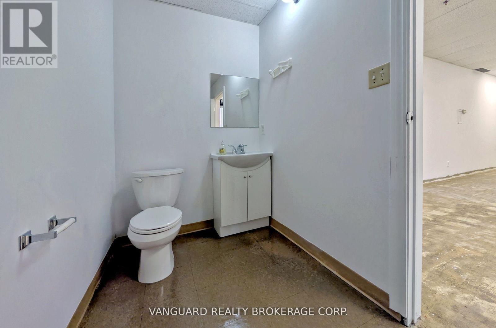 1 - 250 Trowers Road, Vaughan, Ontario  L4L 5Z9 - Photo 14 - N12648466