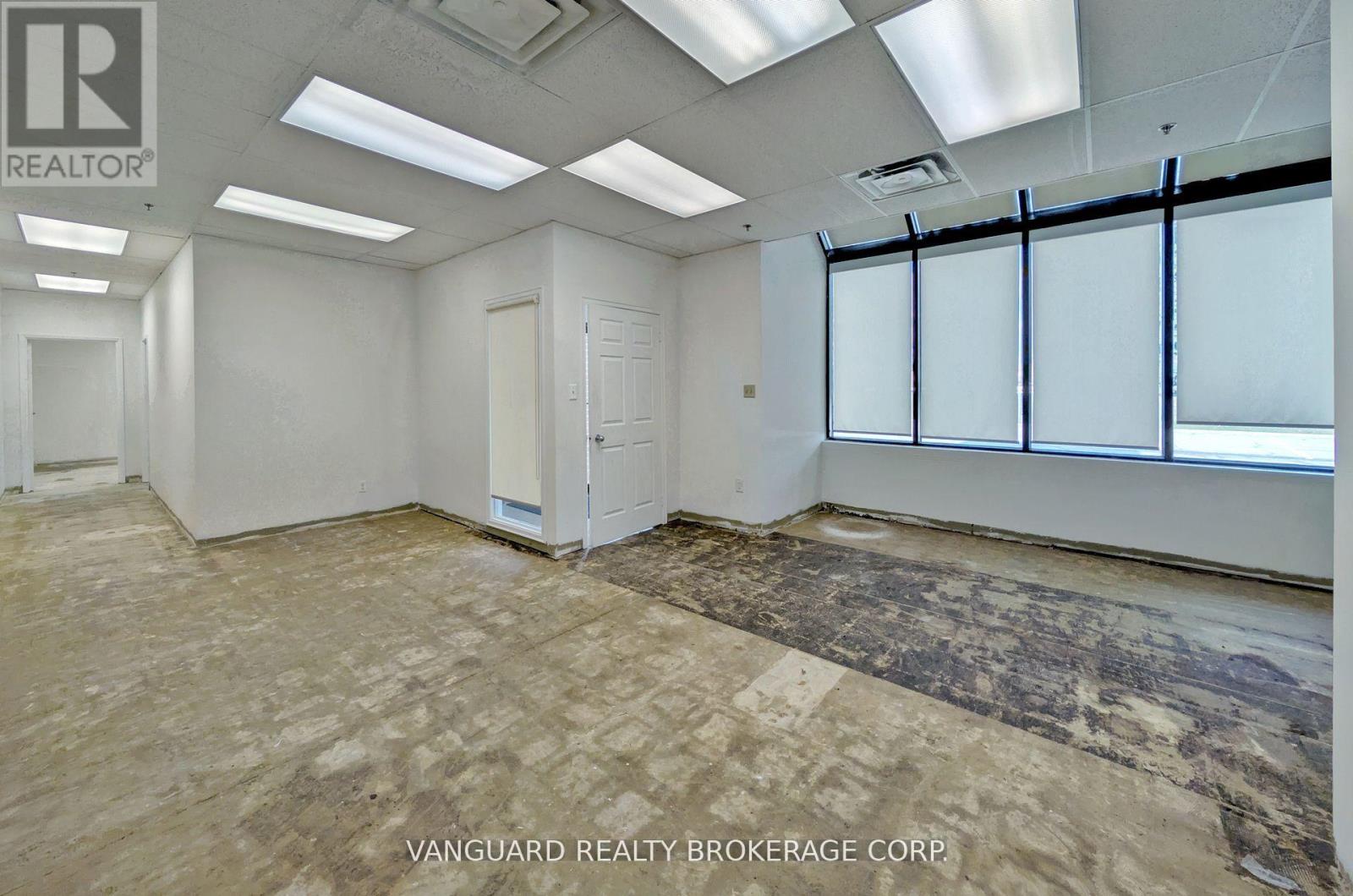 1 - 250 Trowers Road, Vaughan, Ontario  L4L 5Z9 - Photo 8 - N12648466