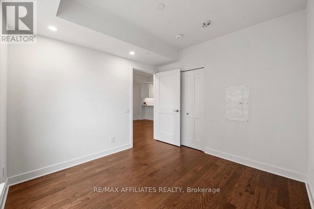 704 - 180 George Street, Ottawa, Ontario  K1N 0G8 - Photo 13 - X12648336