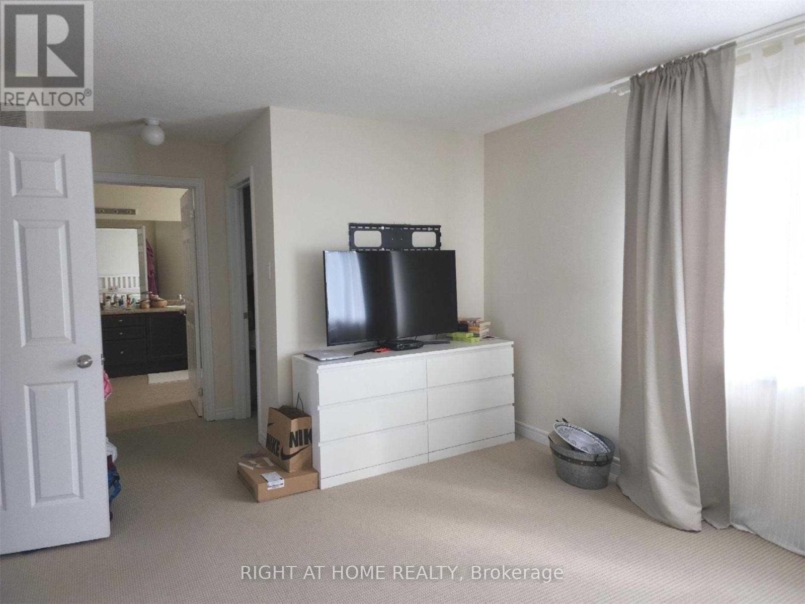 2374 North Ridge Trail, Oakville, Ontario  L6H 0B1 - Photo 19 - W12648438