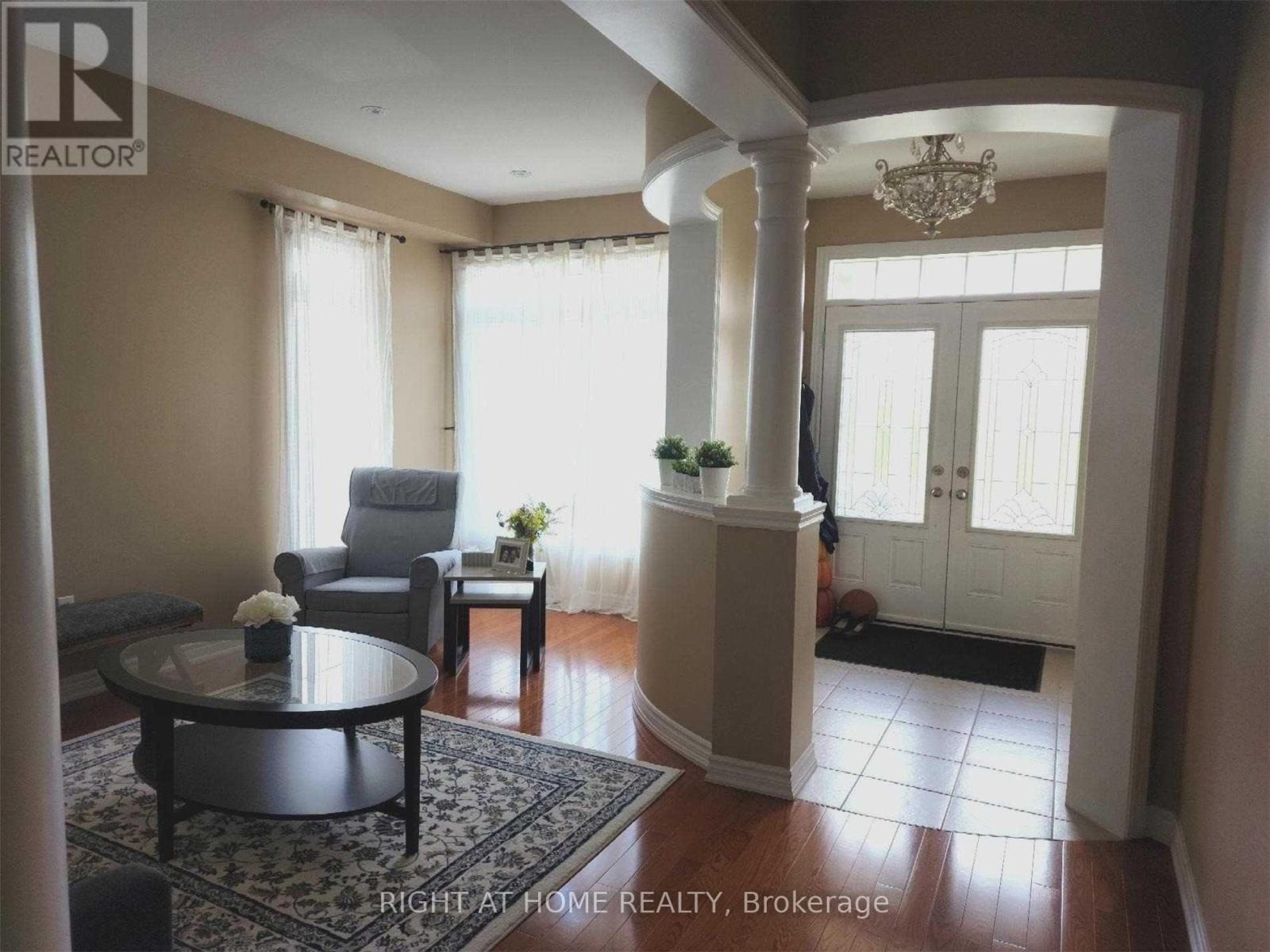 2374 North Ridge Trail, Oakville, Ontario  L6H 0B1 - Photo 2 - W12648438