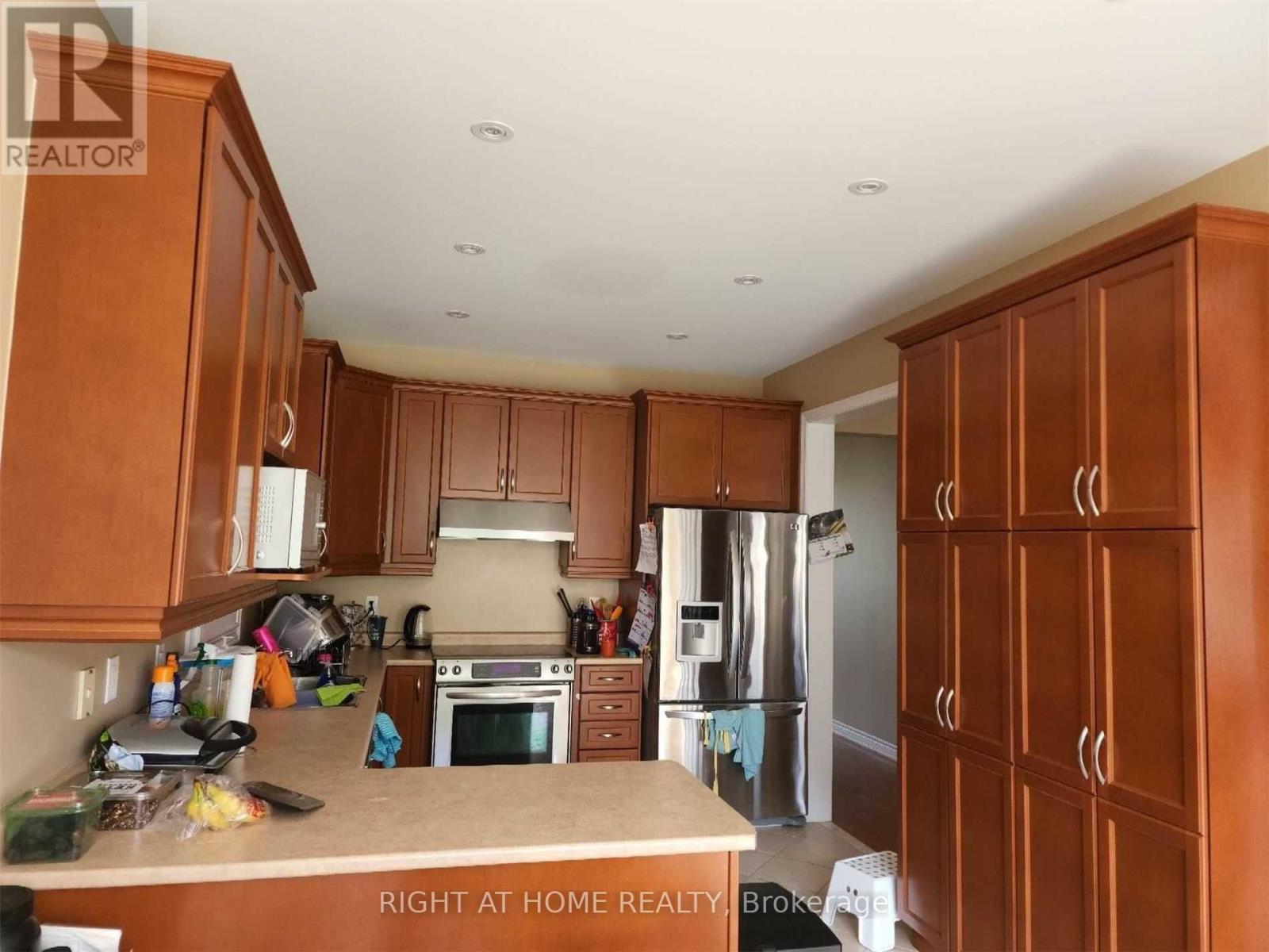 2374 North Ridge Trail, Oakville, Ontario  L6H 0B1 - Photo 9 - W12648438