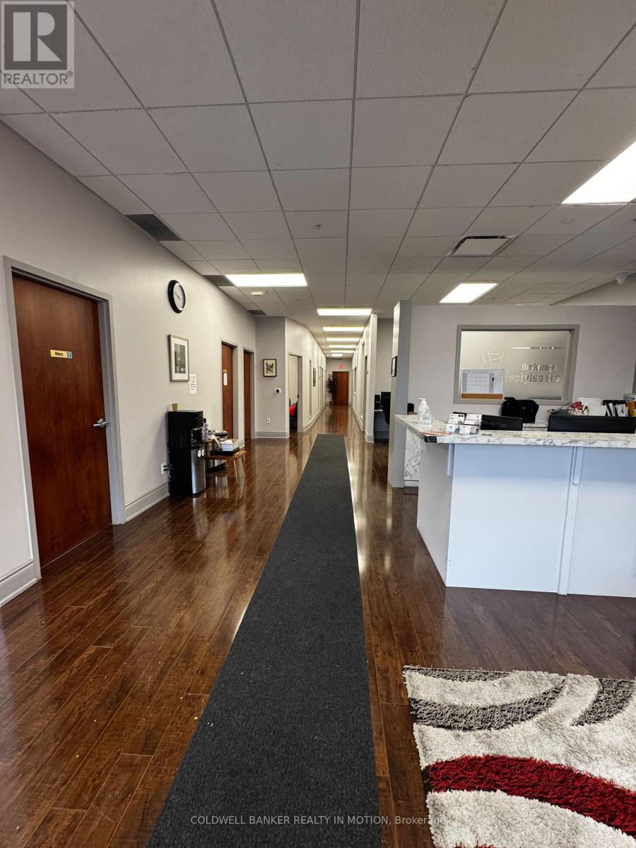 22 - 3105 Unity Drive, Mississauga, Ontario  L5L 4L2 - Photo 2 - W12648468