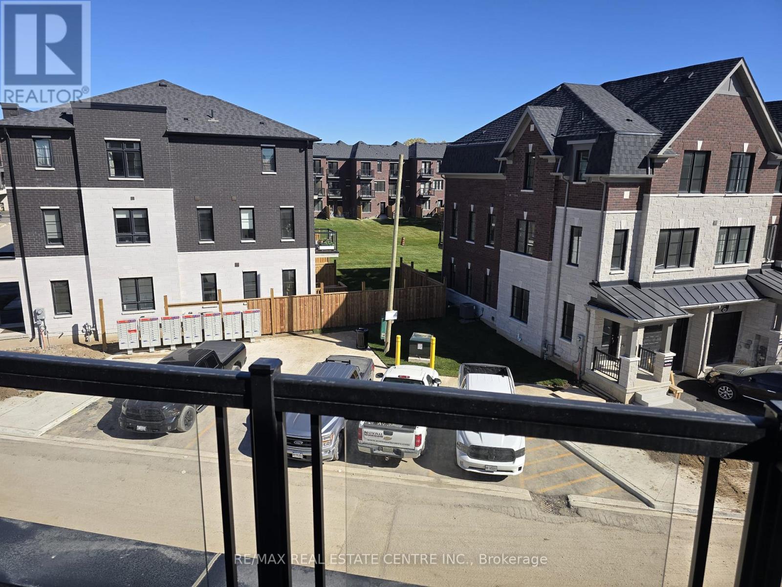 5959 Saigon Street, Mississauga, Ontario  L6H 7G1 - Photo 37 - W12648472