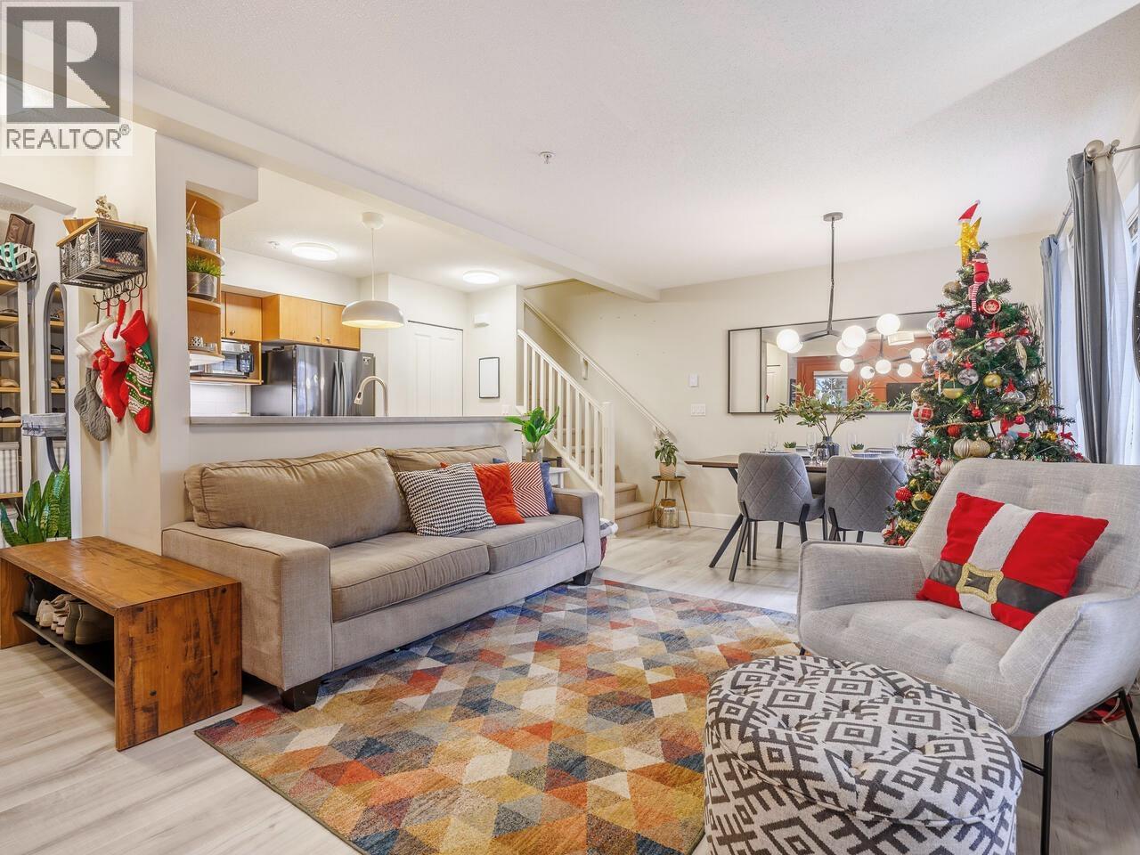 14 7503 18th Street, Burnaby, British Columbia  V3N 5E8 - Photo 3 - R3074820