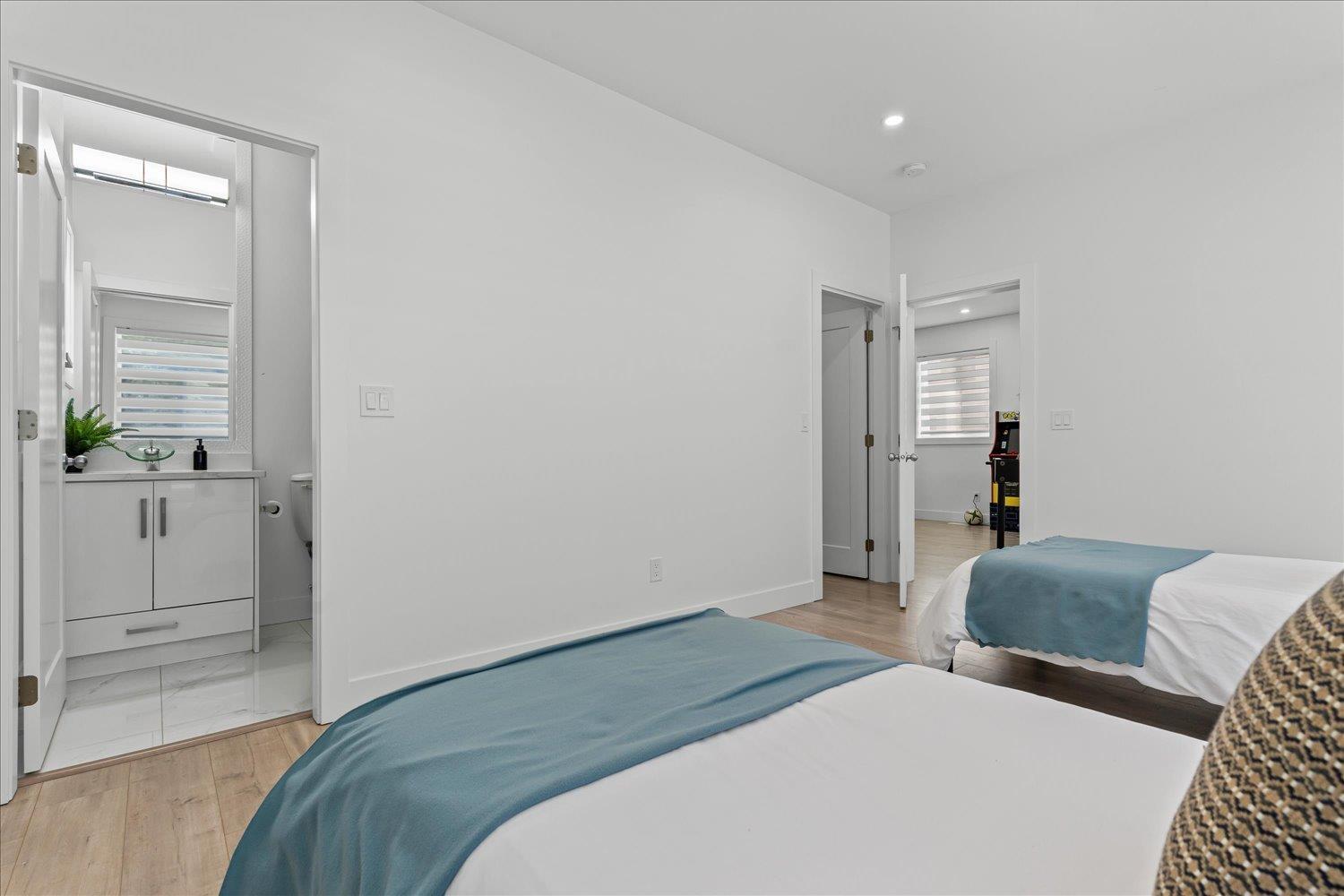 1684 Mckenzie Road, Abbotsford, British Columbia  V2S 8J6 - Photo 13 - R3074845