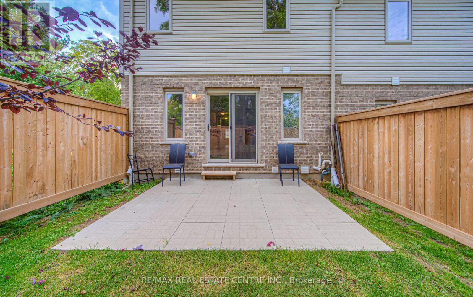 22 - 50 Pinnacle Drive, Kitchener, Ontario  N2P 0H8 - Photo 25 - X12648436