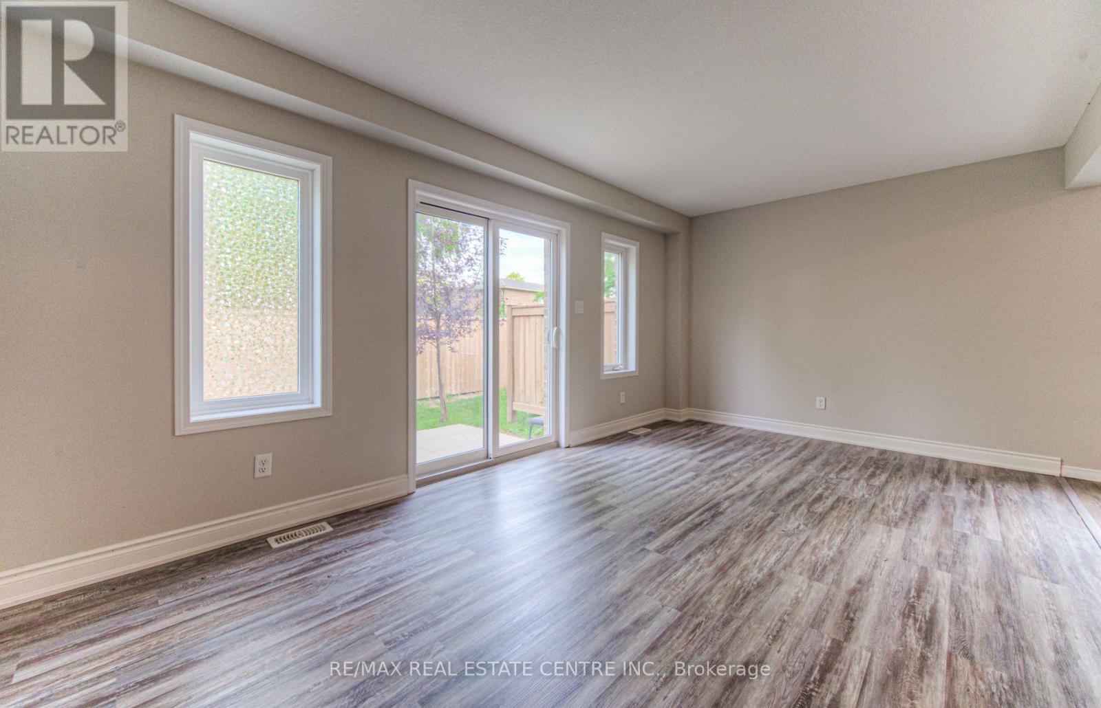 22 - 50 Pinnacle Drive, Kitchener, Ontario  N2P 0H8 - Photo 6 - X12648436