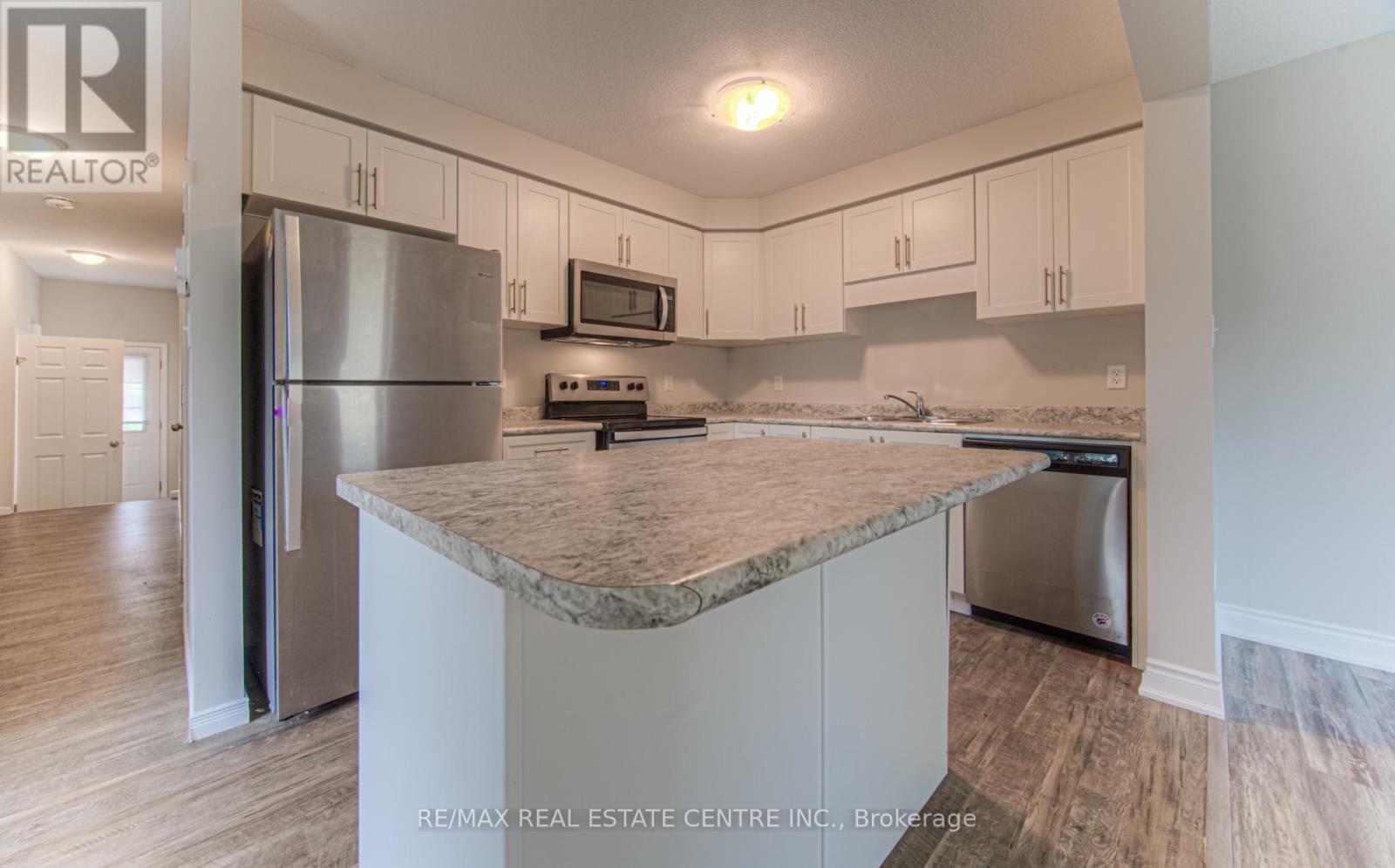 22 - 50 Pinnacle Drive, Kitchener, Ontario  N2P 0H8 - Photo 9 - X12648436