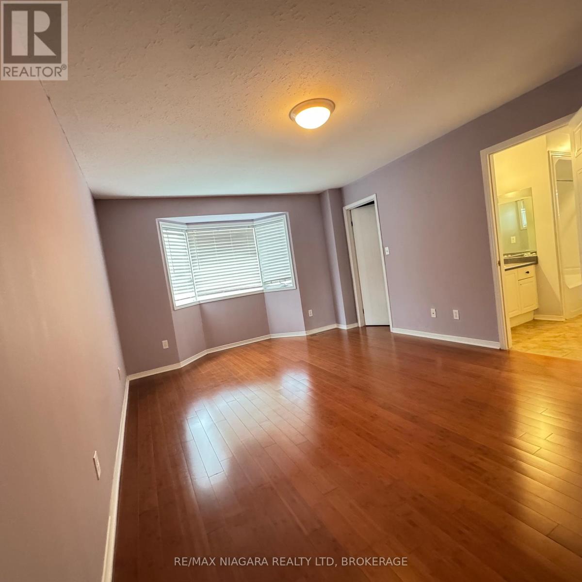 4860 Windgate Drive, Niagara Falls, Ontario  L2H 2Z6 - Photo 11 - X12629104