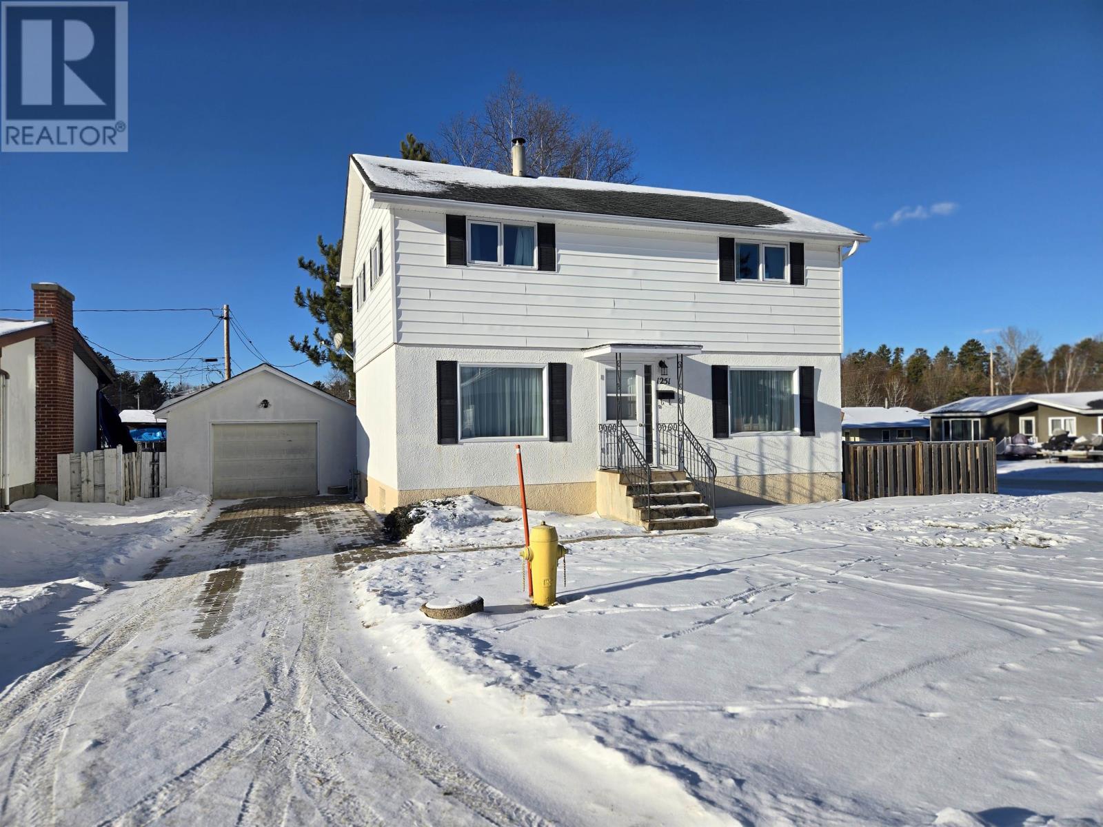1251 Heenan Pl, Kenora, Ontario  P9N 2Y9 - Photo 1 - TB253672
