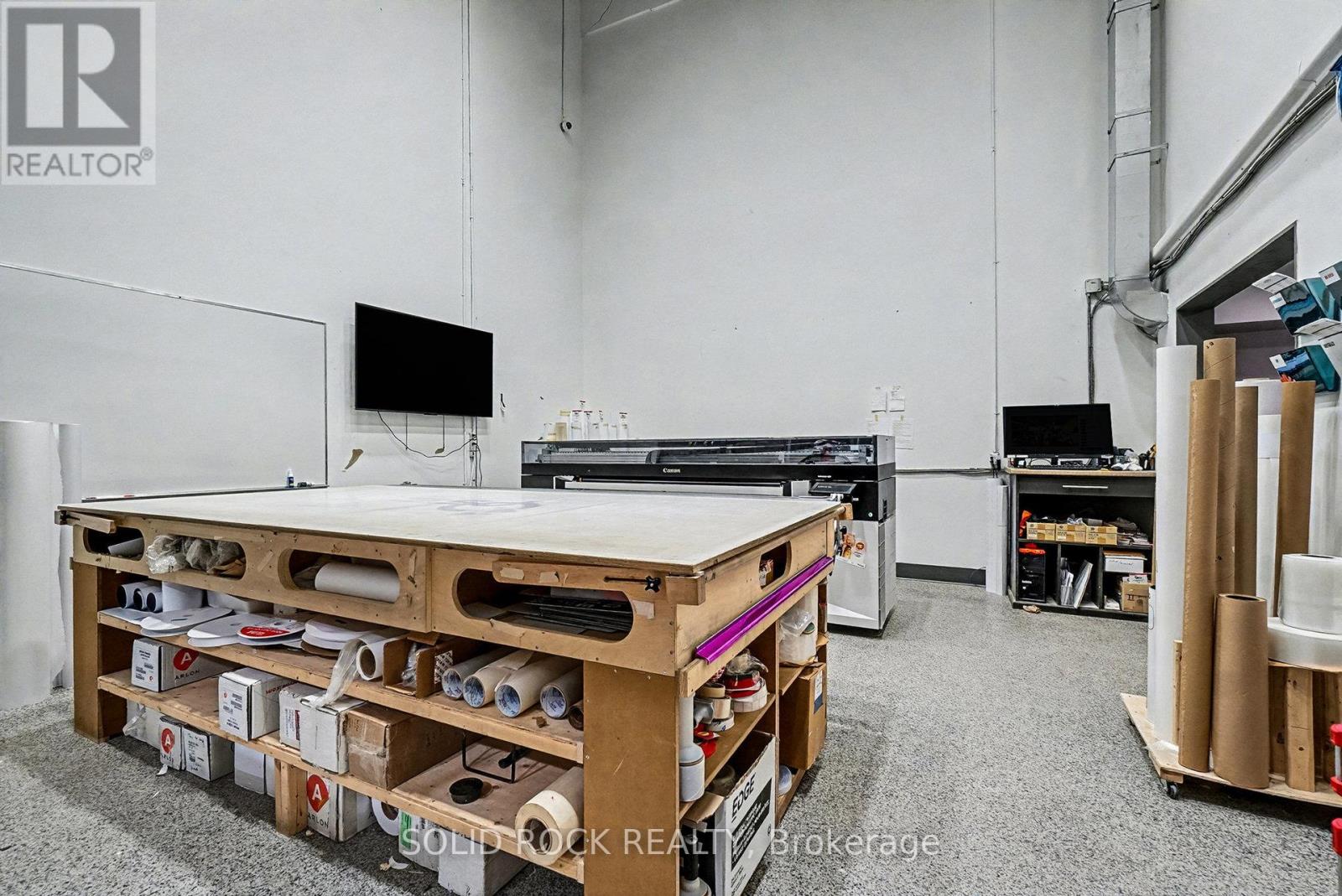 27 & 29 - 2100 Thurston Drive, Ottawa, Ontario  K1G 4K8 - Photo 10 - X12648528